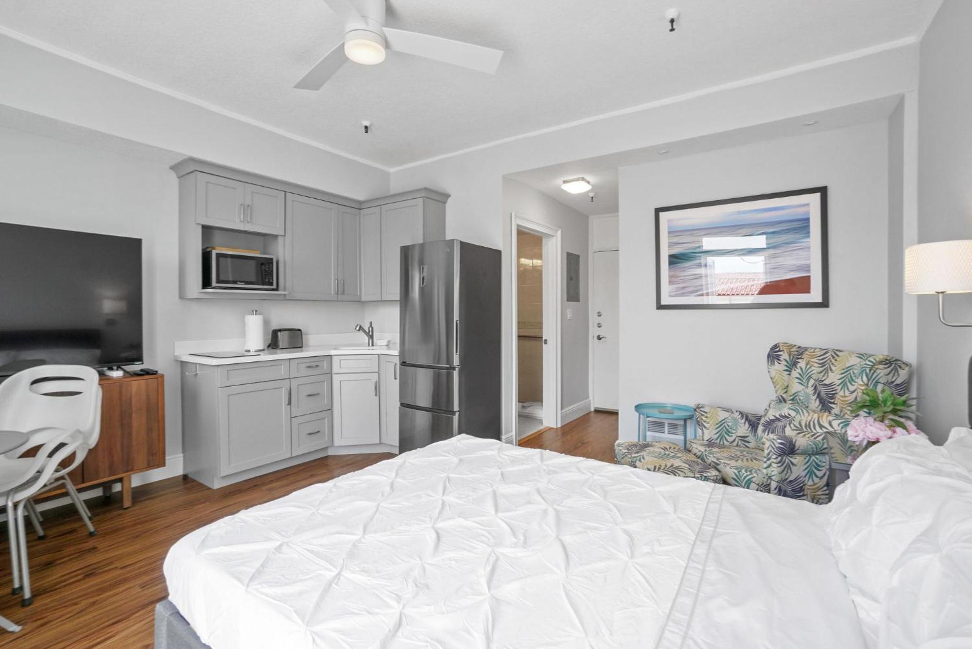 Orchid Suites - Historic Palm Beach Hotel Condominium エクステリア 写真